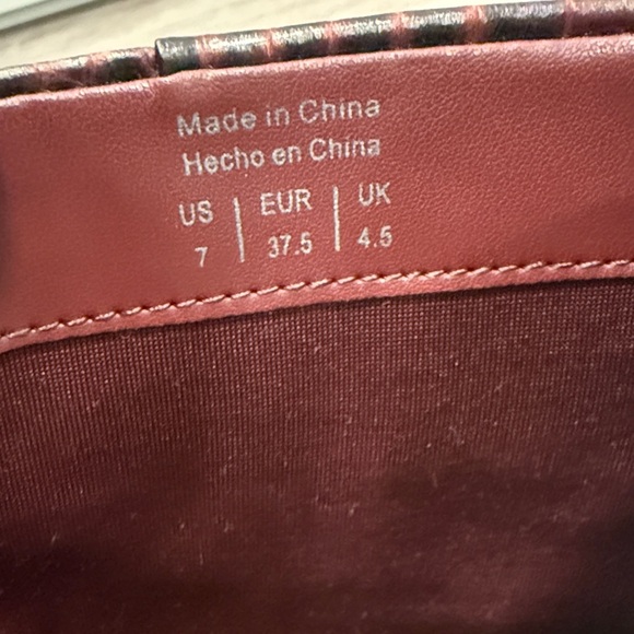 Aldo Croc-Embossed Burgundy Ankle Boots - Picture 3 of 4